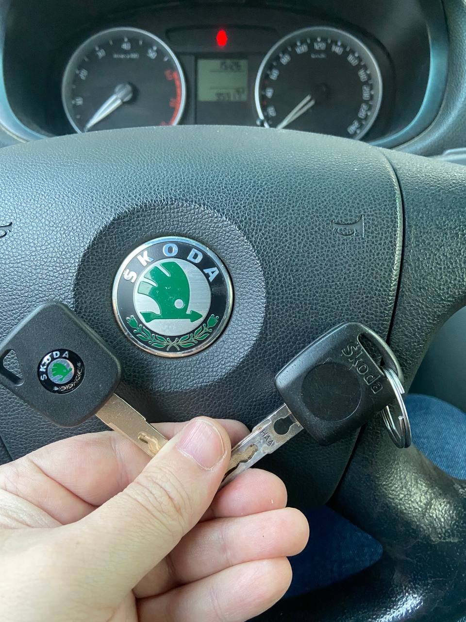 Вскрытие автомобиля